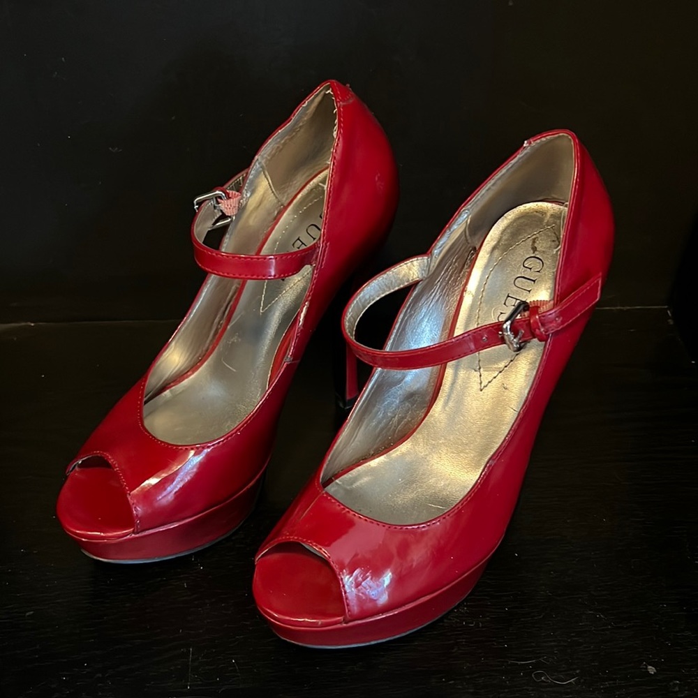 Cherry red guess peep toe pumps